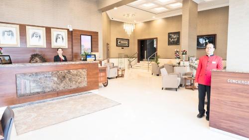 Emirates Plaza Hotel